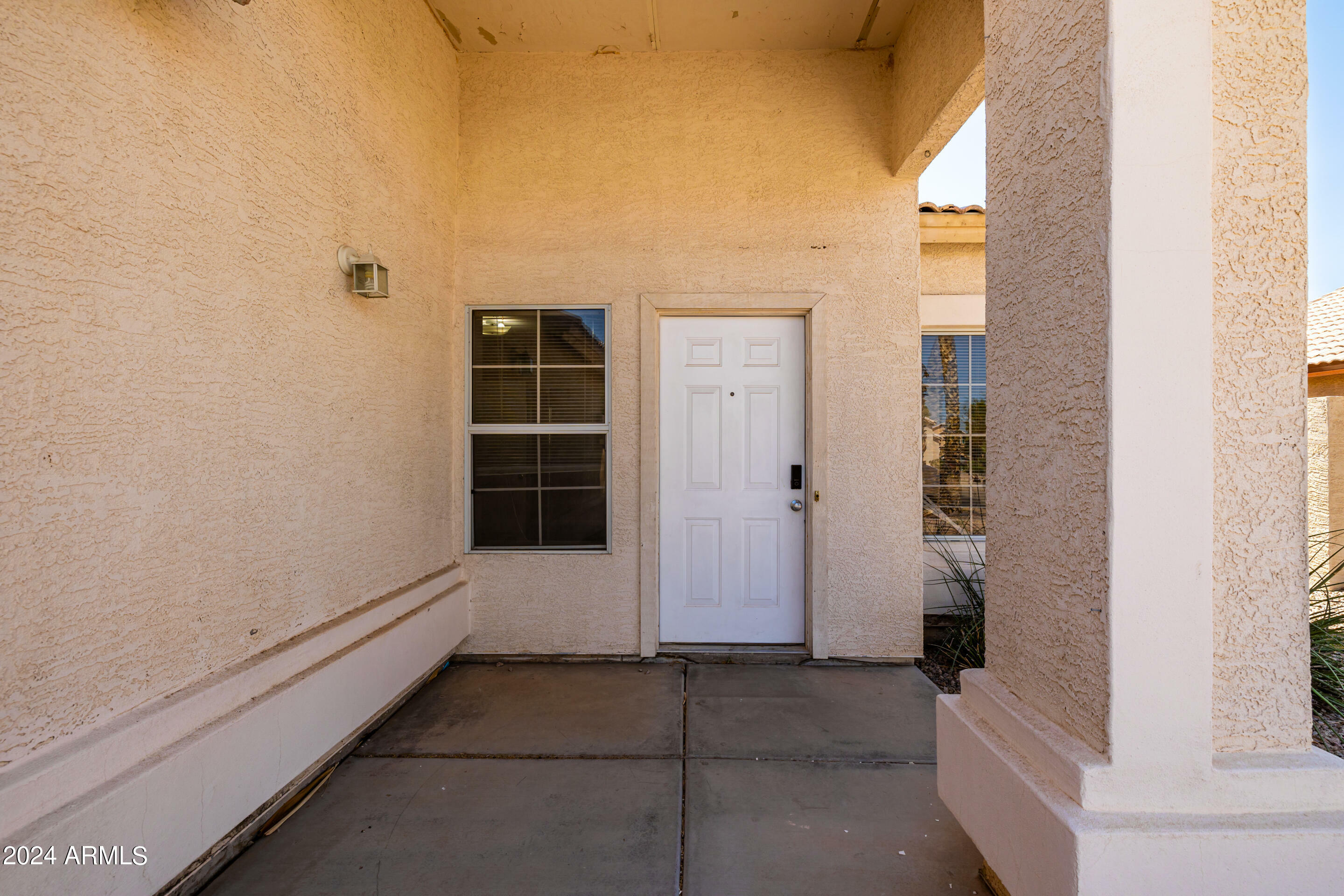 Property Photo:  942 S Ithica Street  AZ 85225 