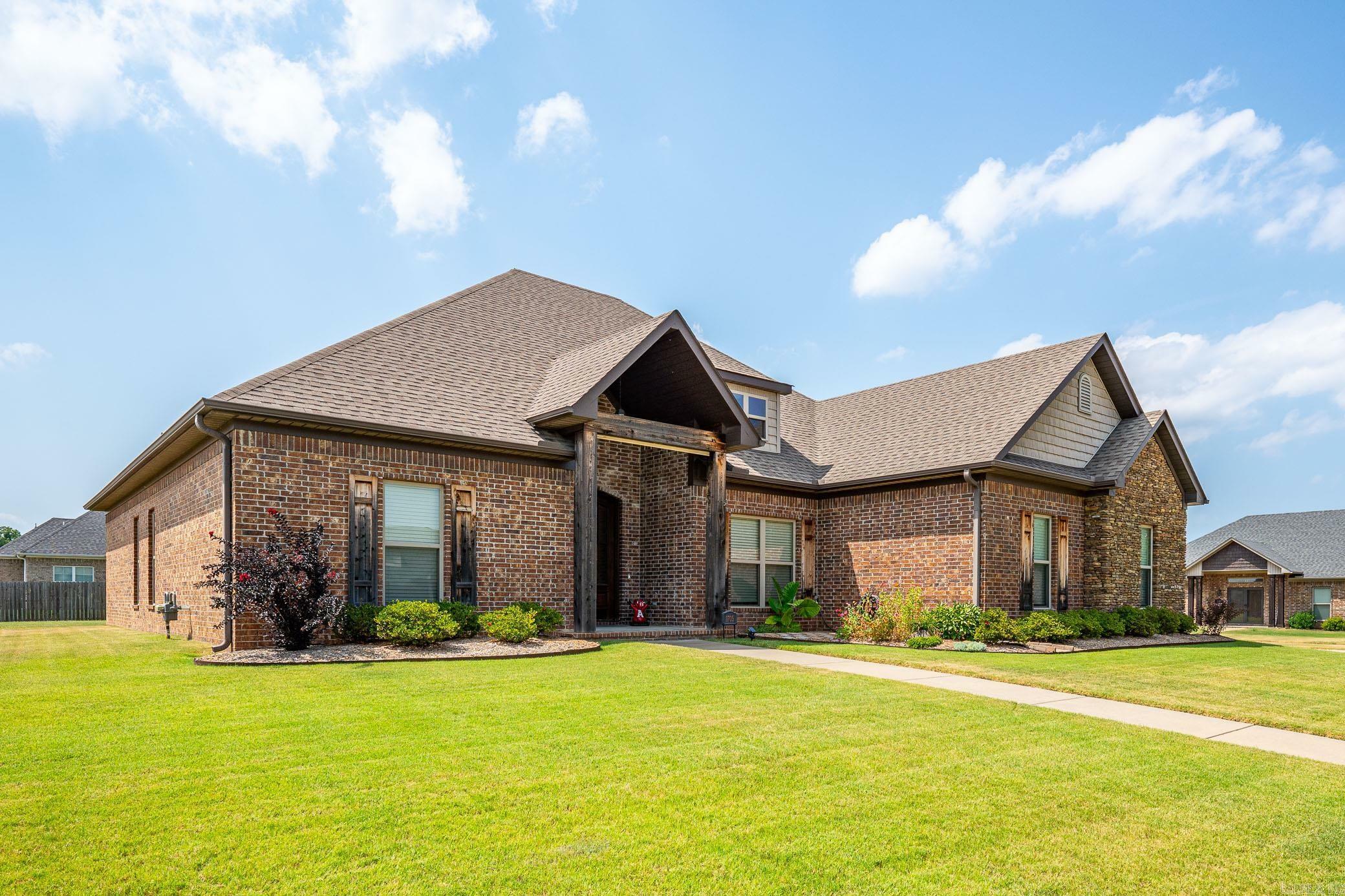 Property Photo:  1705 Josh Drive  AR 72034 