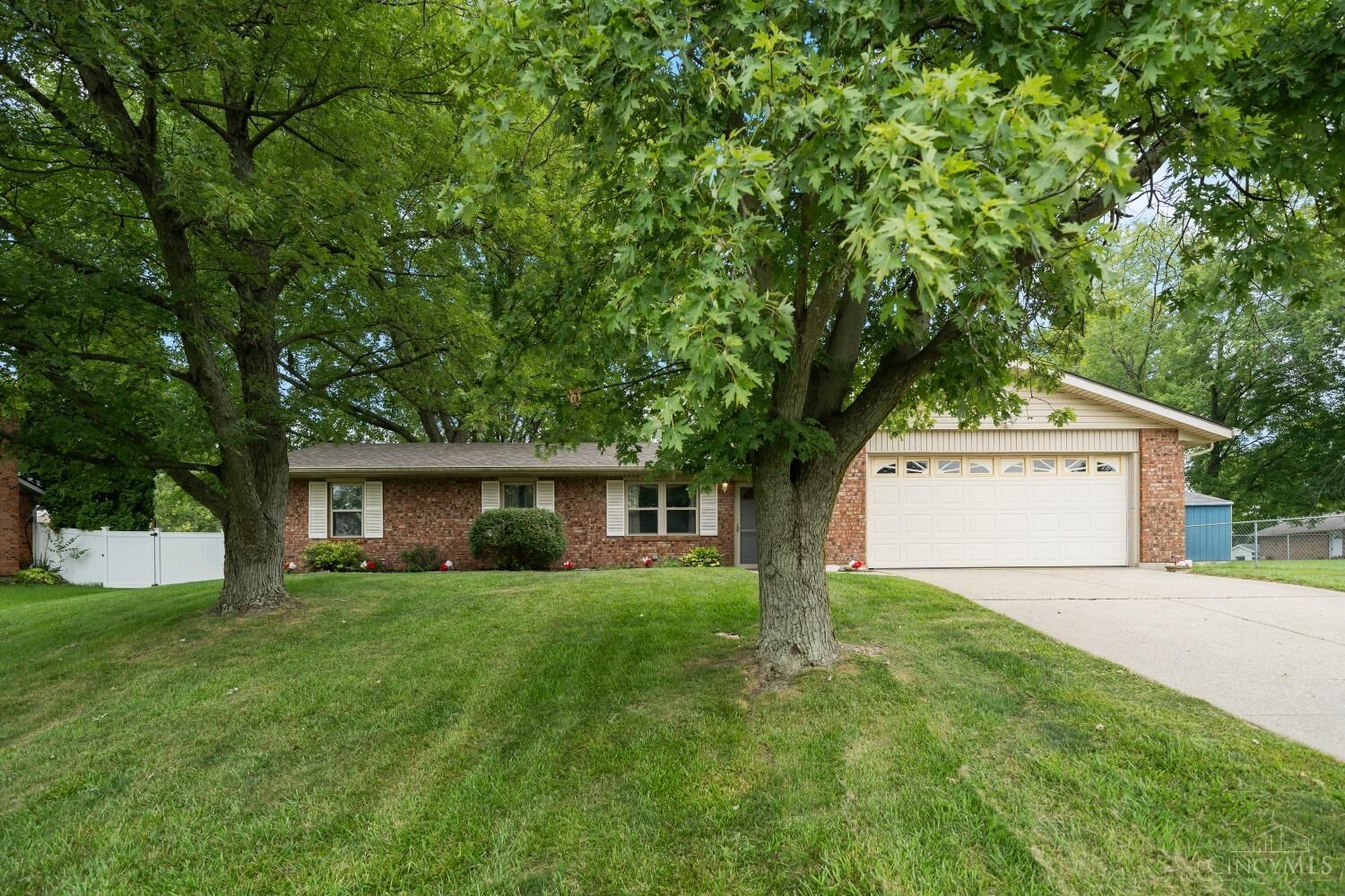 Property Photo:  6126 Hedge Lane  OH 45011 