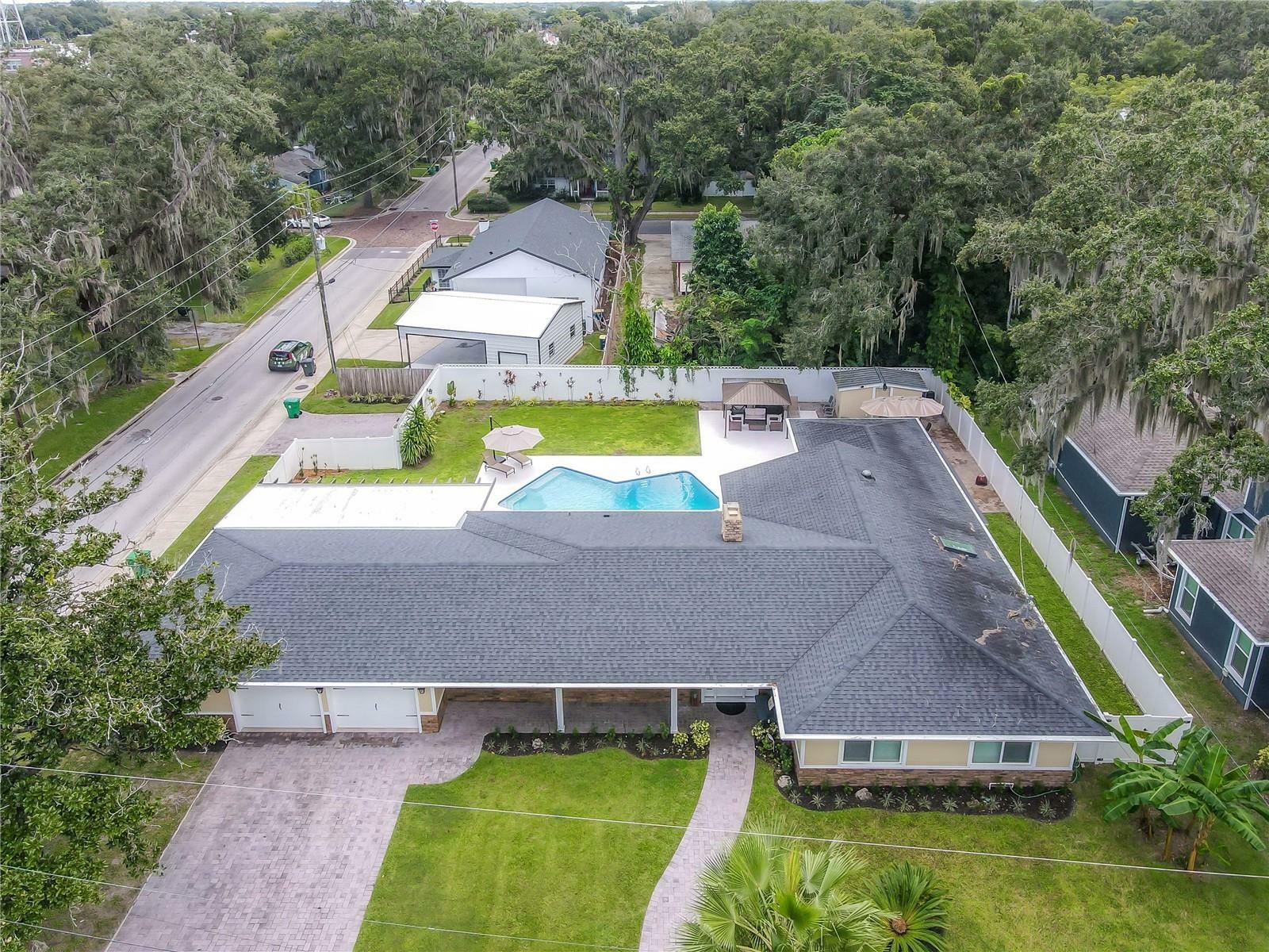 Property Photo:  205 S Highland Avenue  FL 34787 