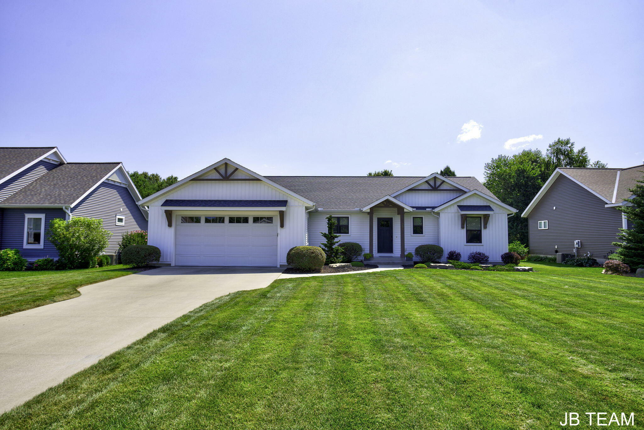 Property Photo:  351 Parkside Lane  MI 49406 