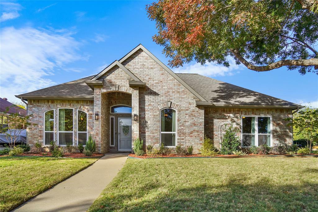 Property Photo: 655 Savanna Drive TX 75077