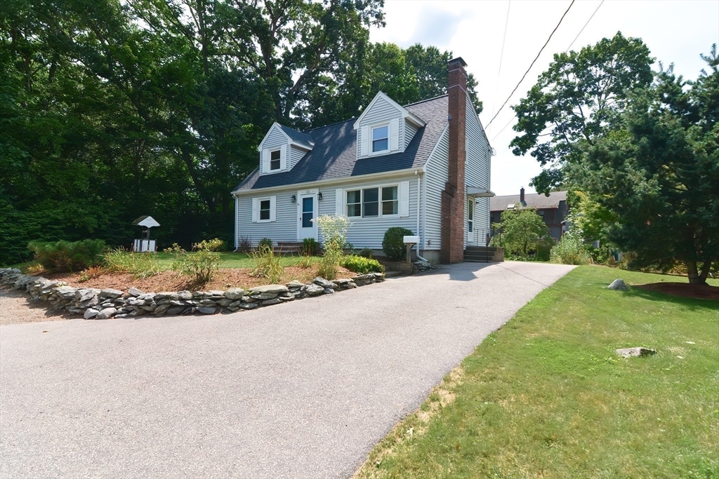 Property Photo: 165 Cottage St MA 02048