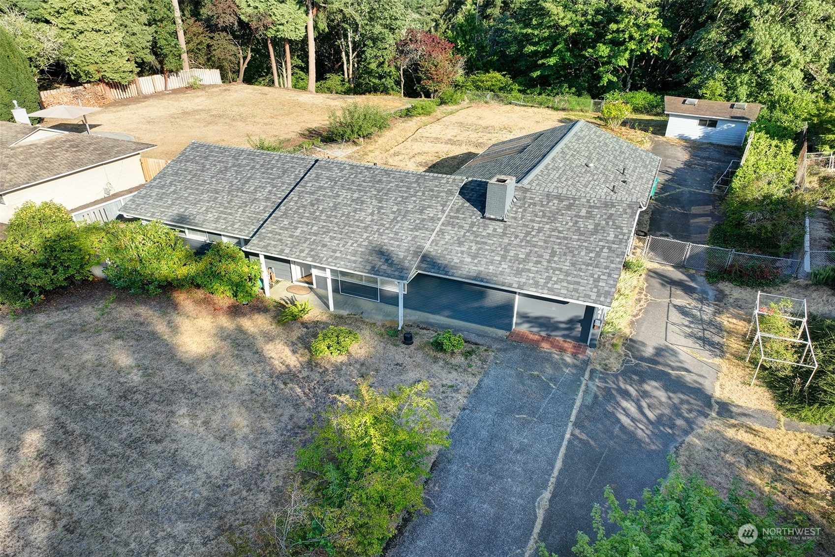 Property Photo:  1041 NW 167th Street  WA 98177 