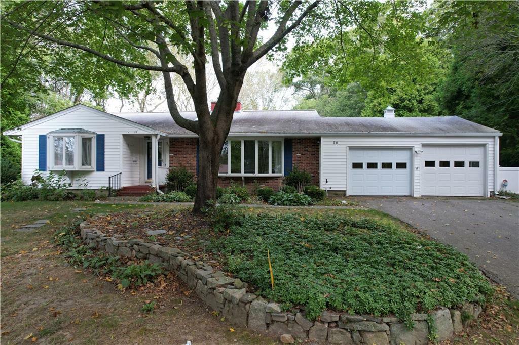 Property Photo:  25 Oak Hill Road  RI 02879 