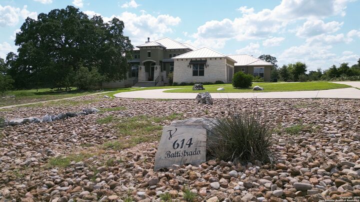 Property Photo: 614 Battistrada TX 78132