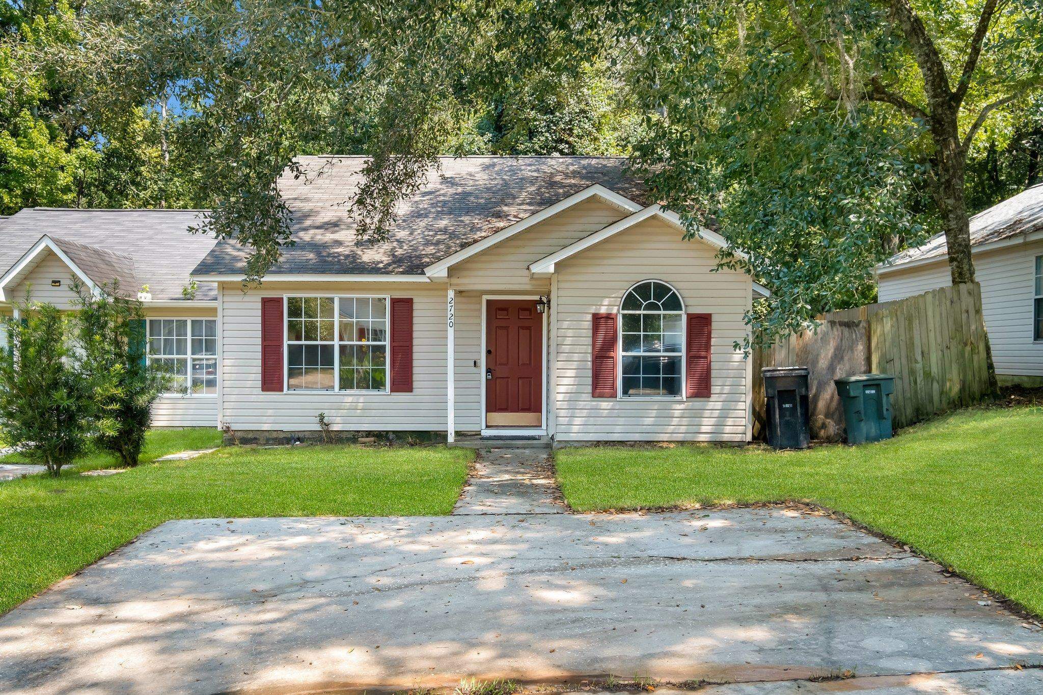 Property Photo:  2720 Oak Park Court  FL 32308 