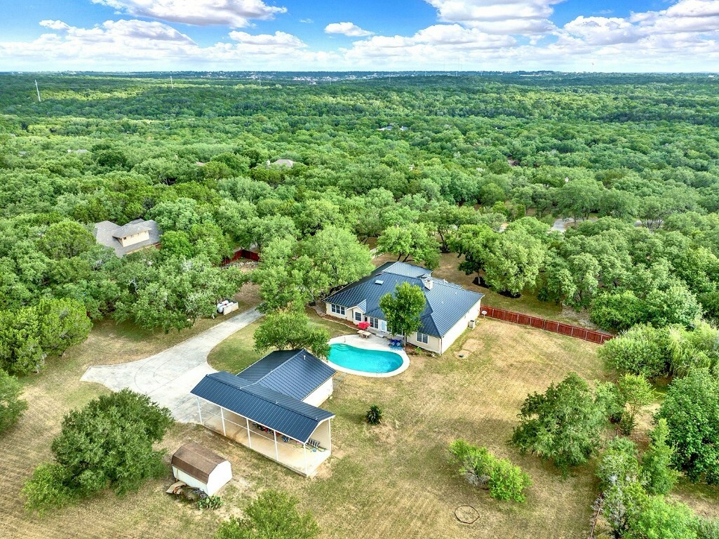 Property Photo:  2719 Summit Ridge Drive  TX 78666 