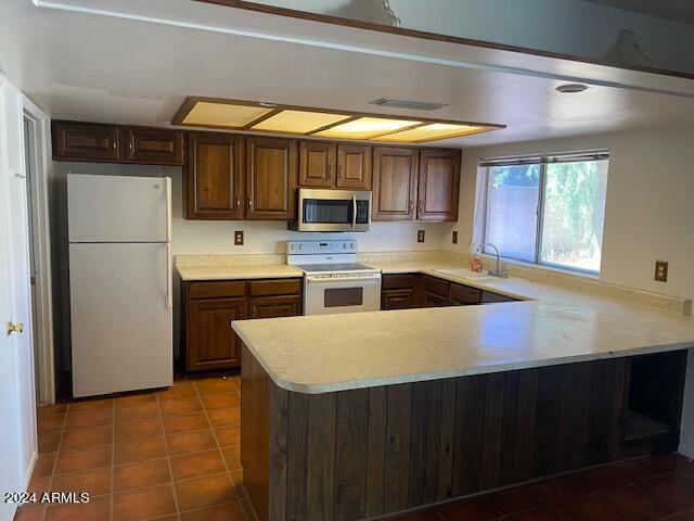 Property Photo:  2214 S Las Flores --  AZ 85202 