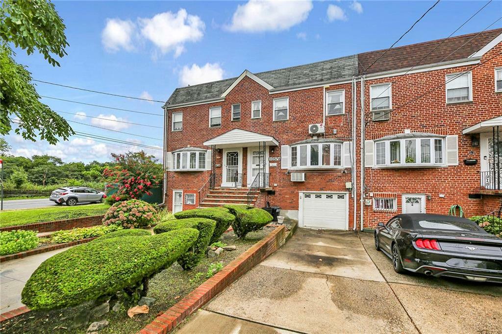 10576 Avenue K  Brooklyn NY 11236 photo