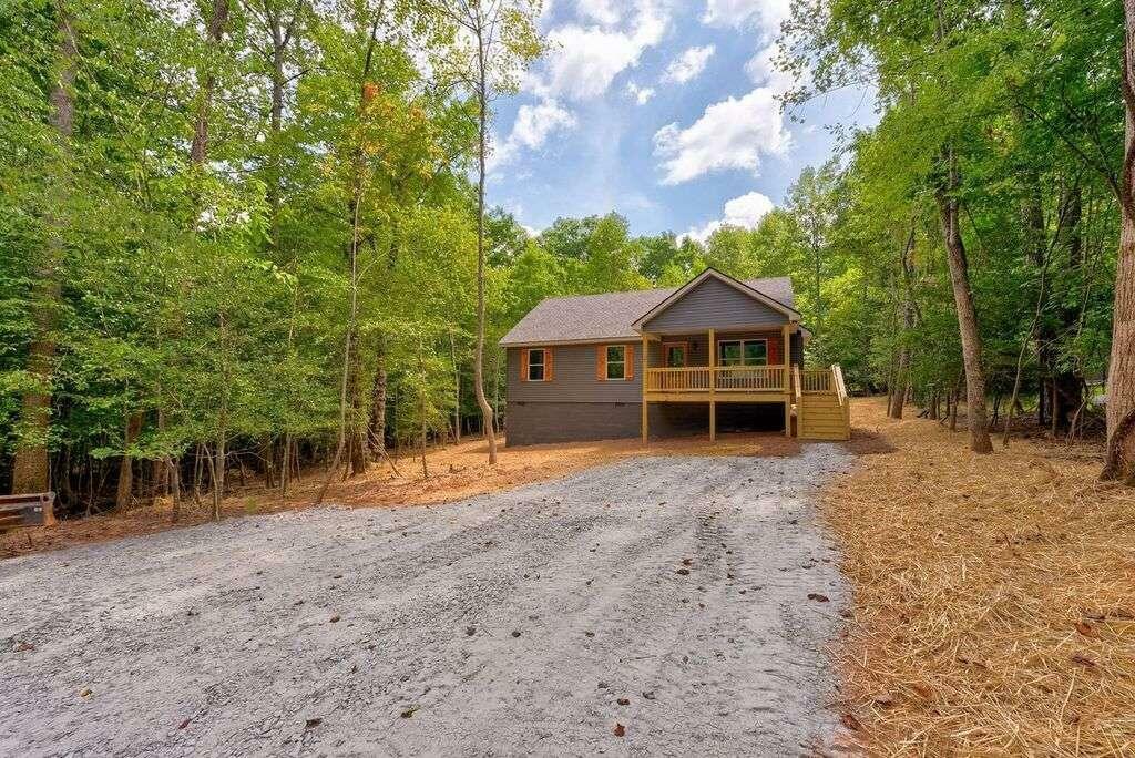 Property Photo:  705 Villa Drive  GA 30540 