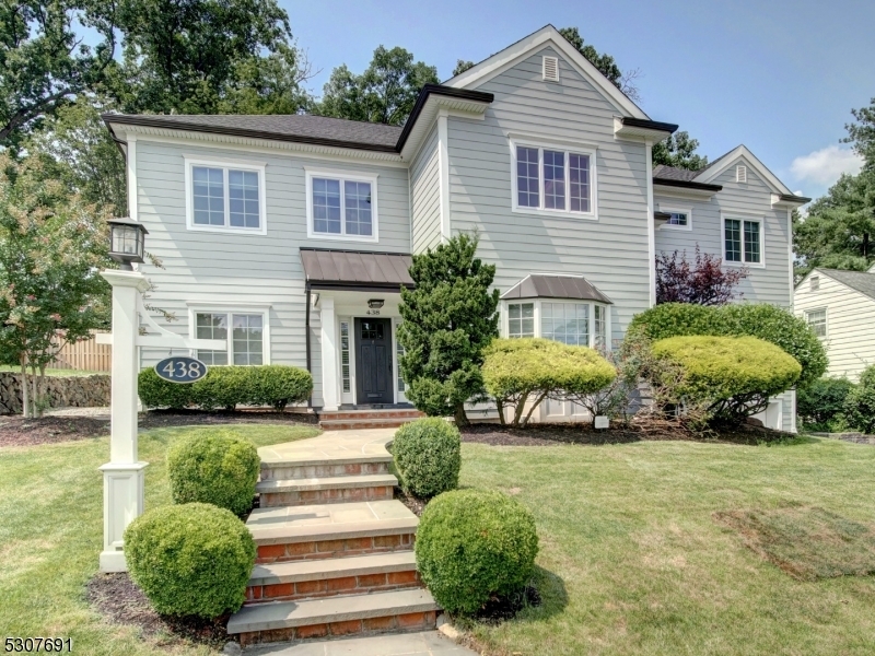 Property Photo:  438 Longfellow Ave  NJ 07090 