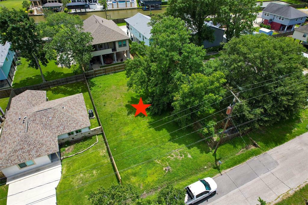 Property Photo:  Tbd Lakeside Drive, Lot 13  TX 77573 