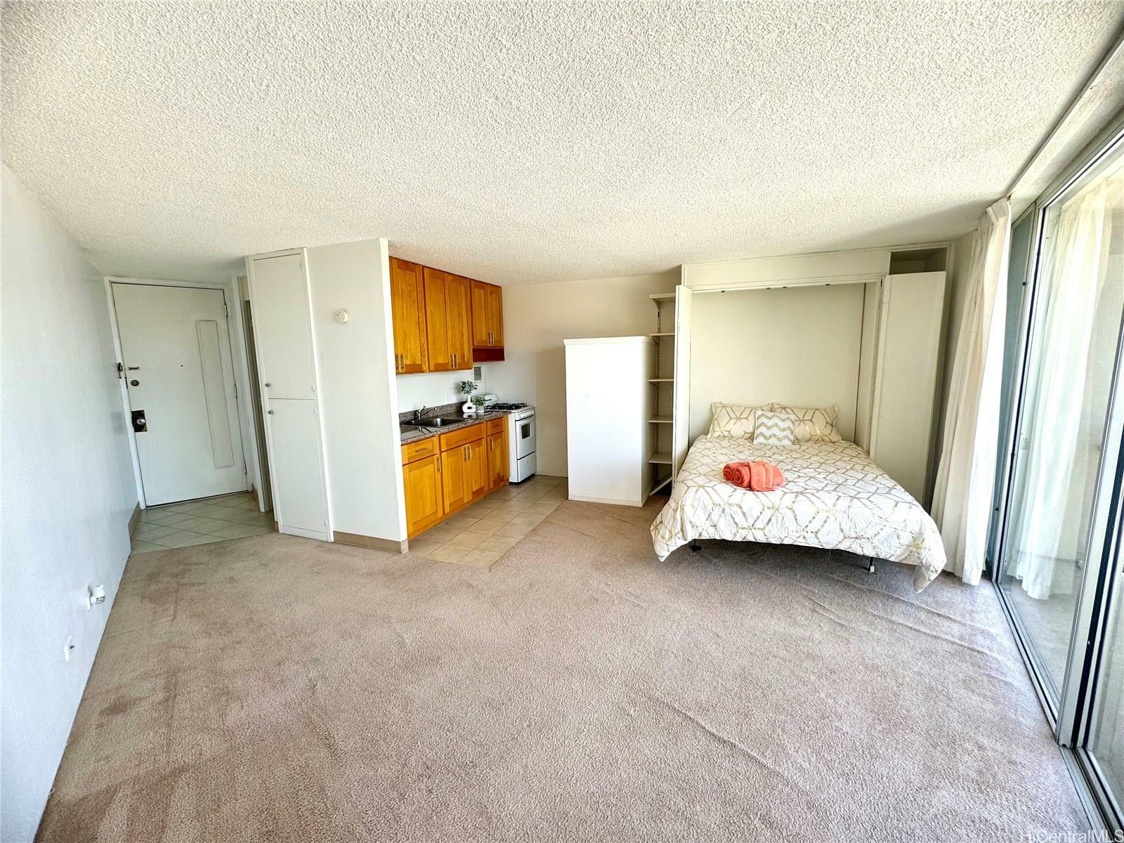 Property Photo:  750 Amana Street 1102  HI 96814 