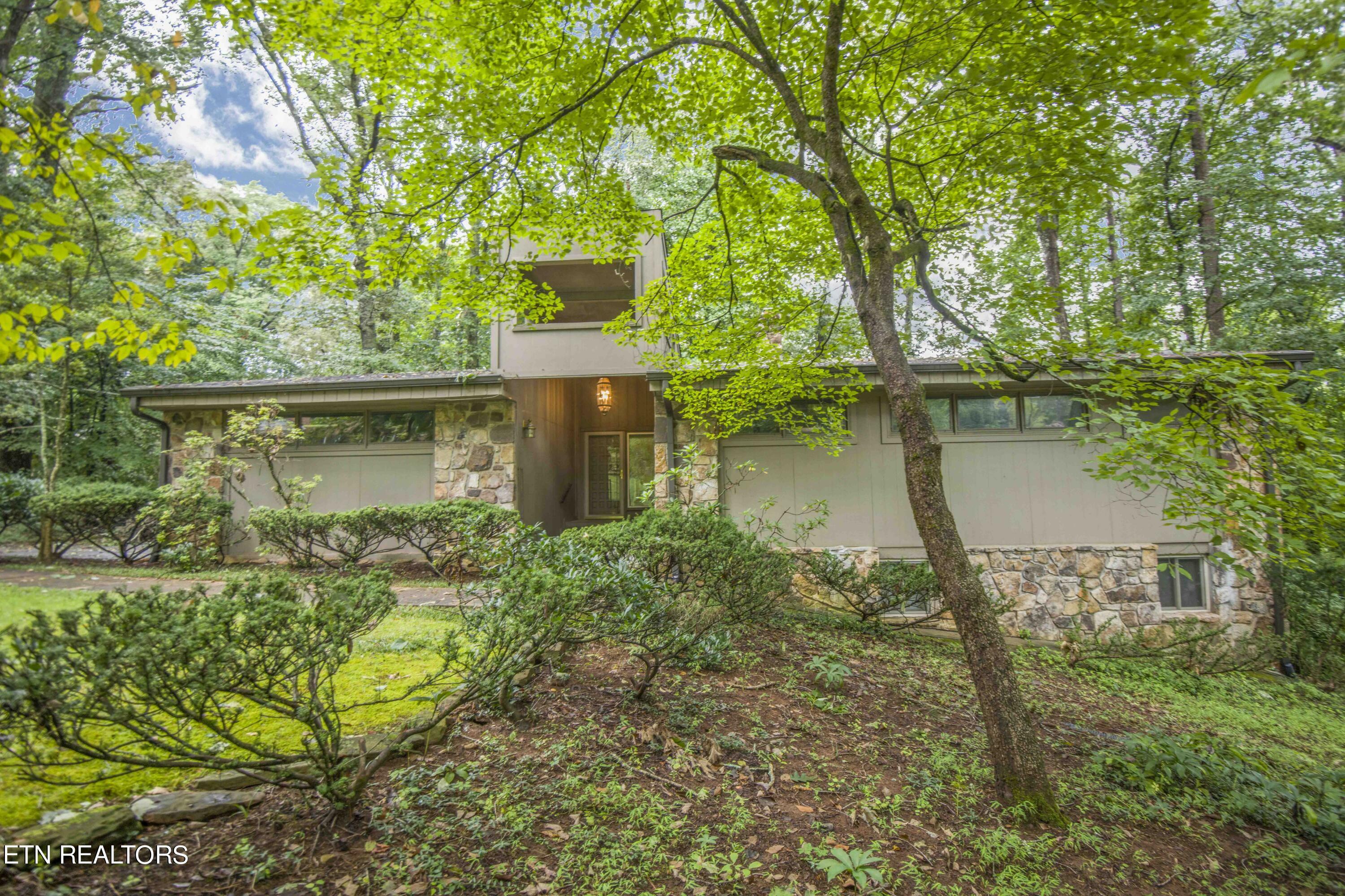 Property Photo:  5501 Glen Cove Drive  TN 37919 