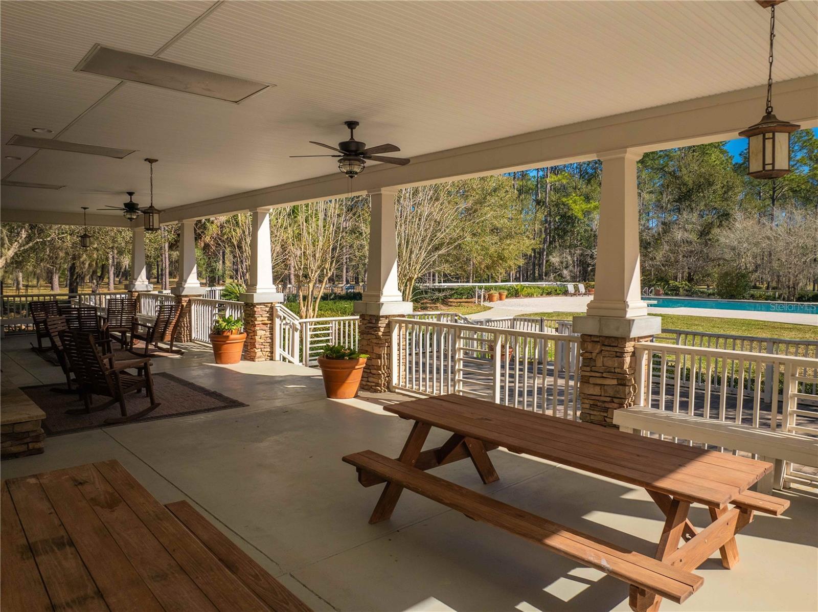 Property Photo: 19083 SW 21st Place FL 32669