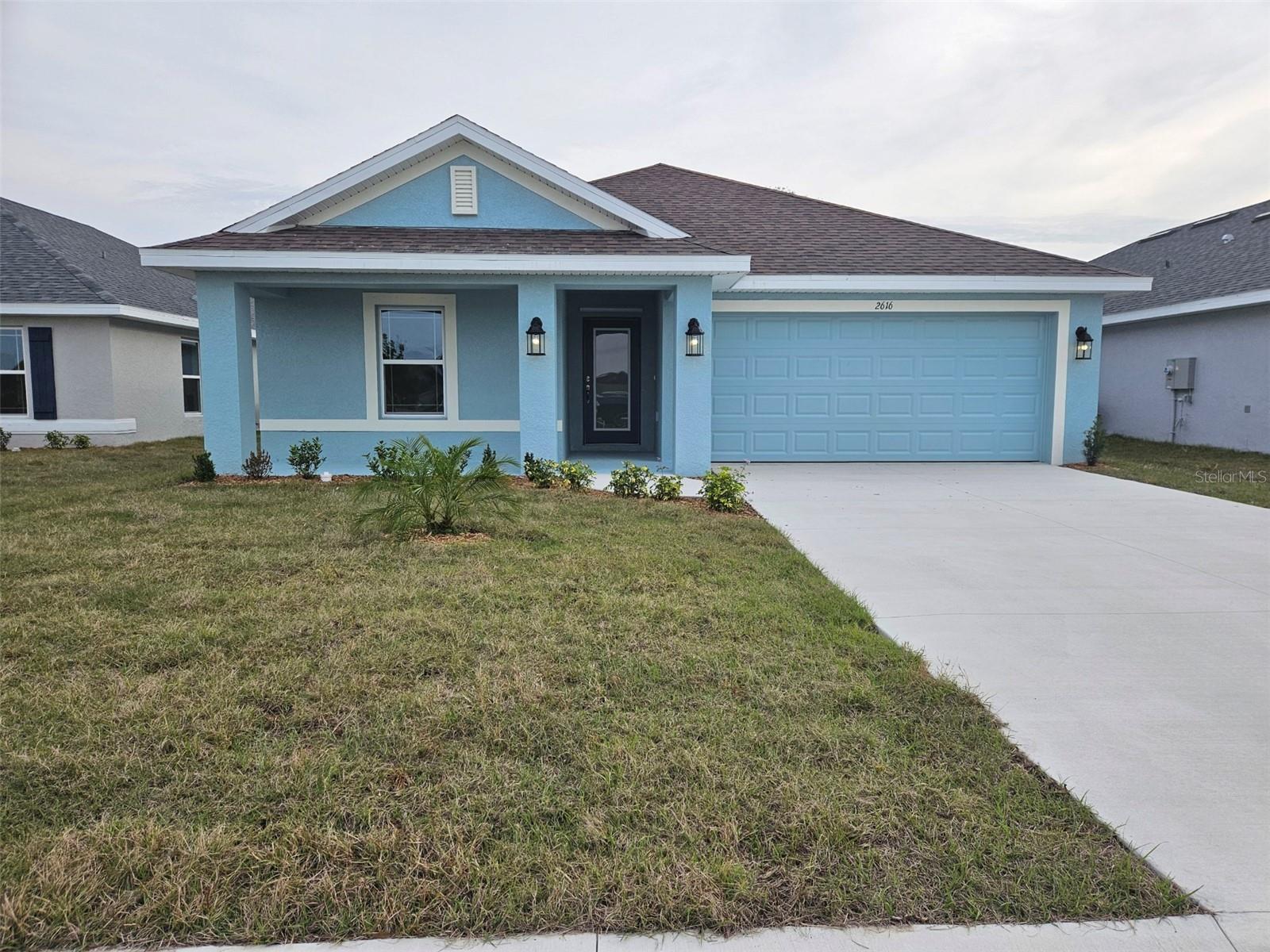 Property Photo: 2616 Averland Loop FL 34287