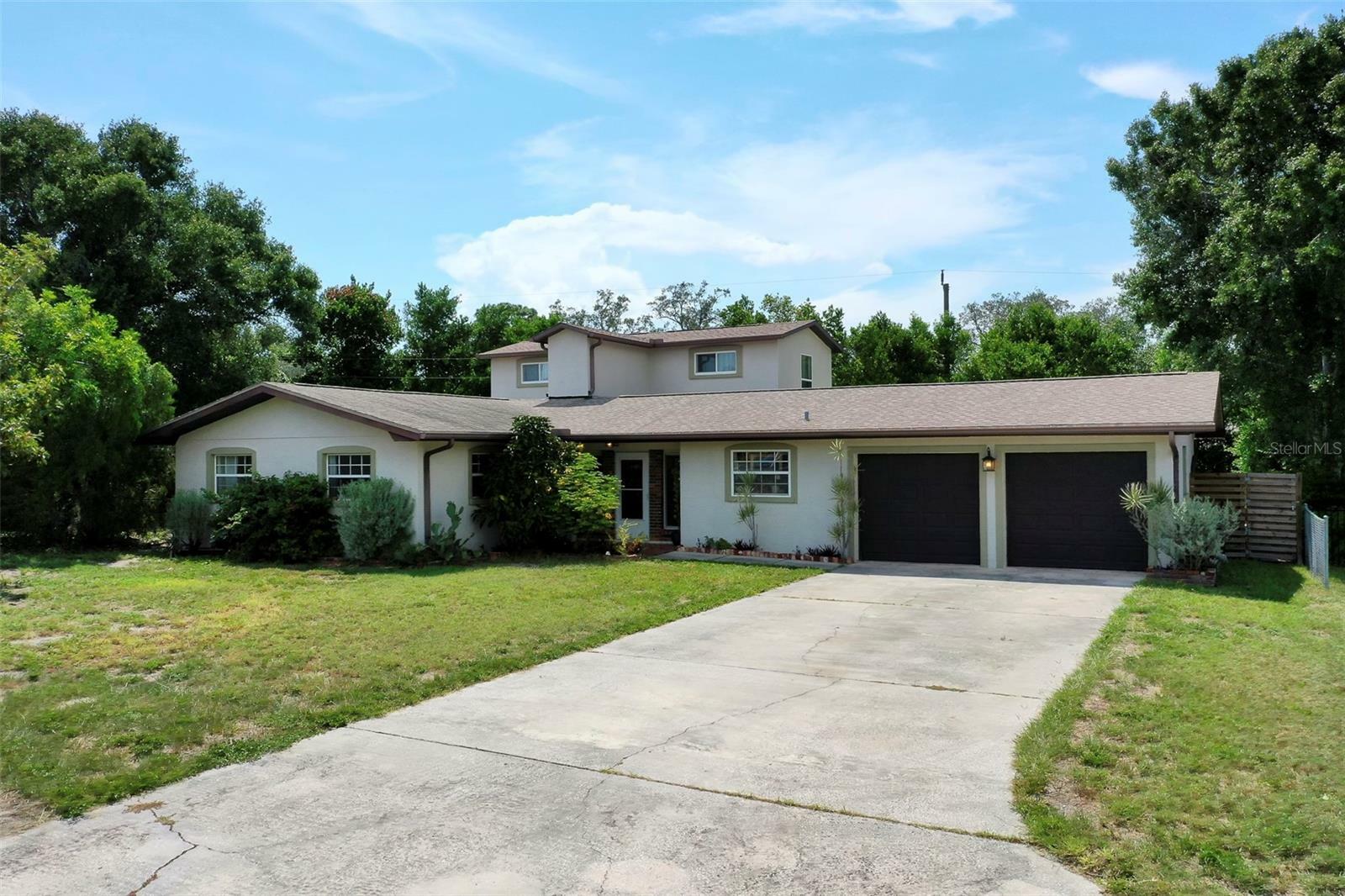 Property Photo:  14272 Geneva Drive  FL 33774 