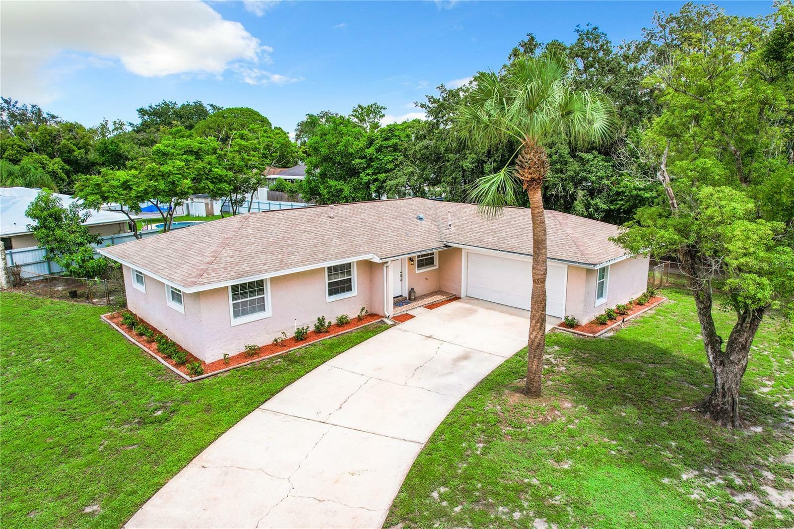 Property Photo:  616 Swallow Drive  FL 32707 