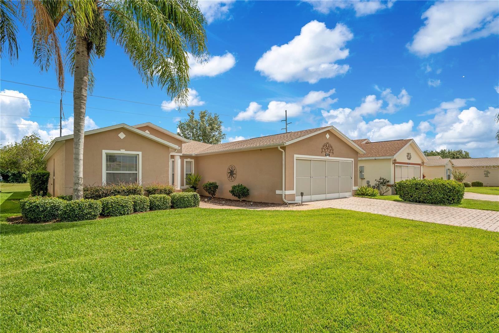 Property Photo: 33401 Pennbrooke Parkway FL 34748
