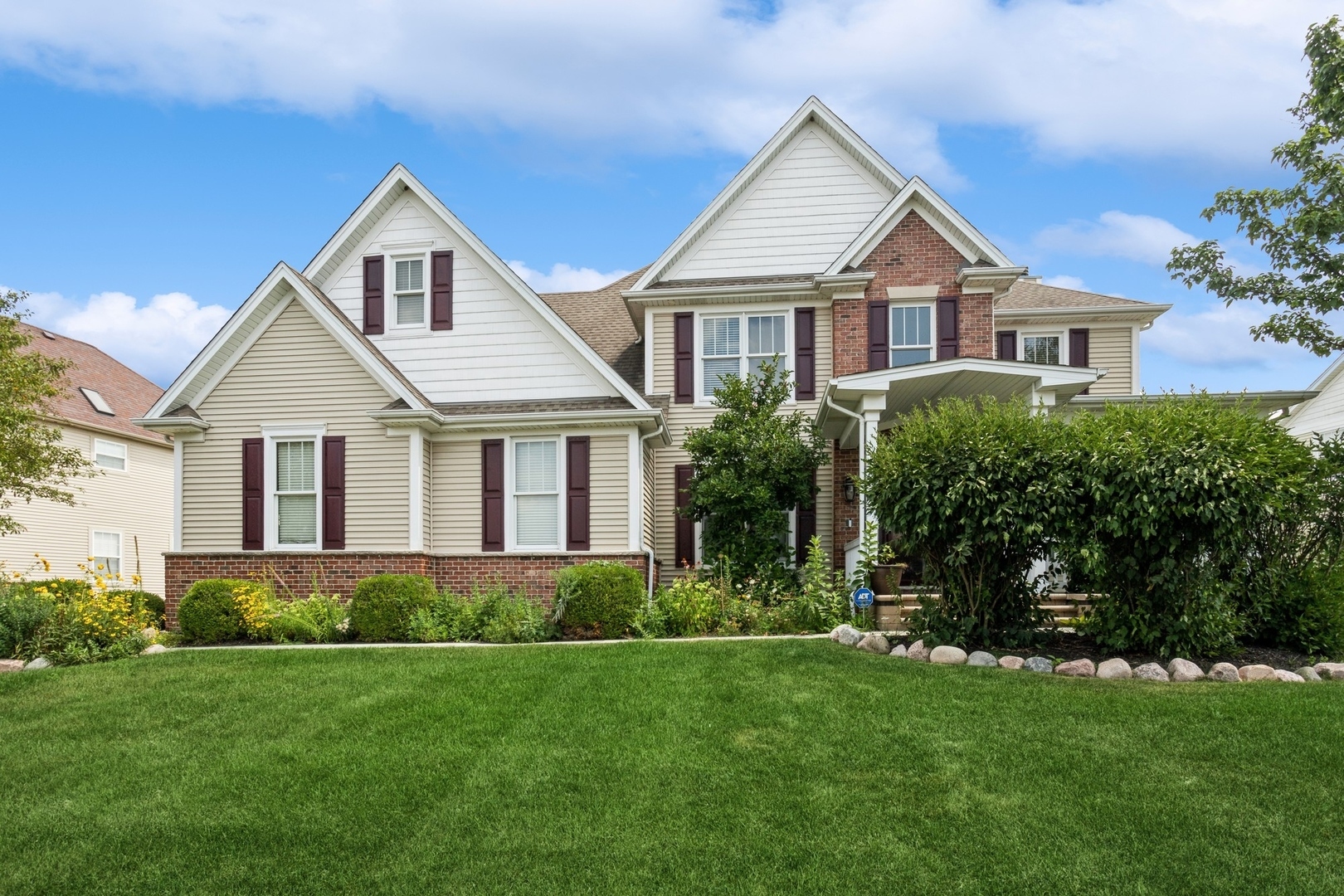 Property Photo:  12605 Shenandoah Trail  IL 60585 