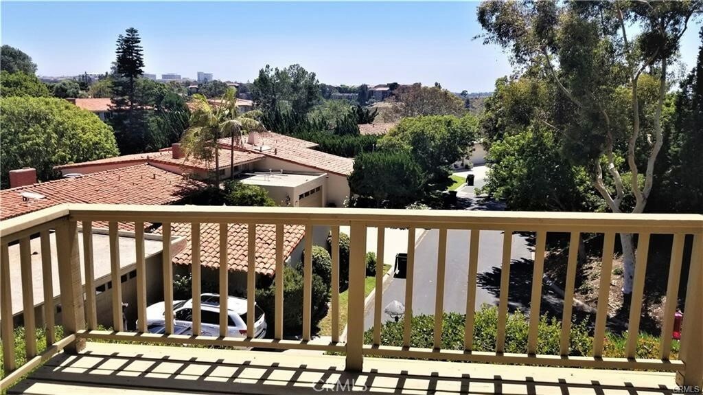 Property Photo:  503 Avenida Campana  CA 92660 