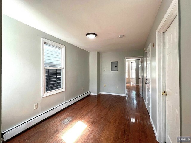 Property Photo:  32 Duryea Street  NJ 07103 