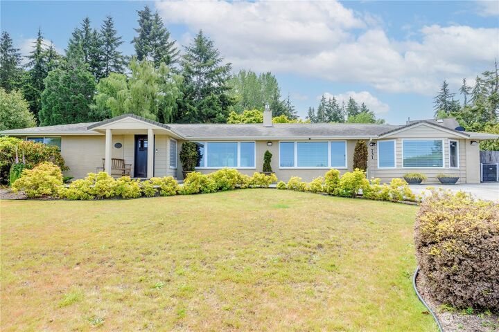 Property Photo: 731 S Alder Street WA 98362