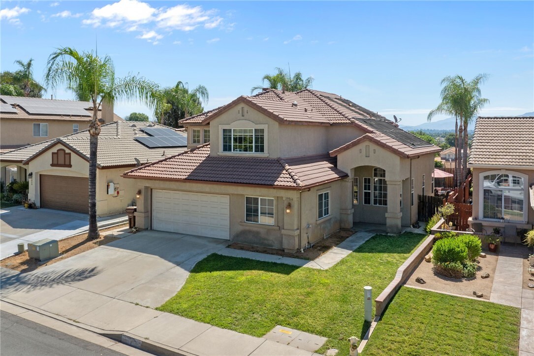 Property Photo: 39866 Daphne Drive CA 92563
