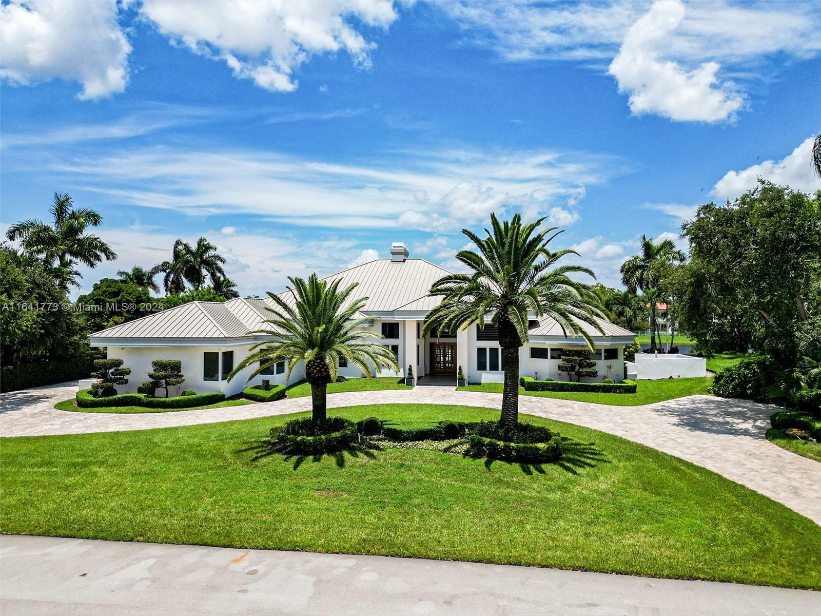 Property Photo:  3425 Saddlebrook Ln  FL 33331 