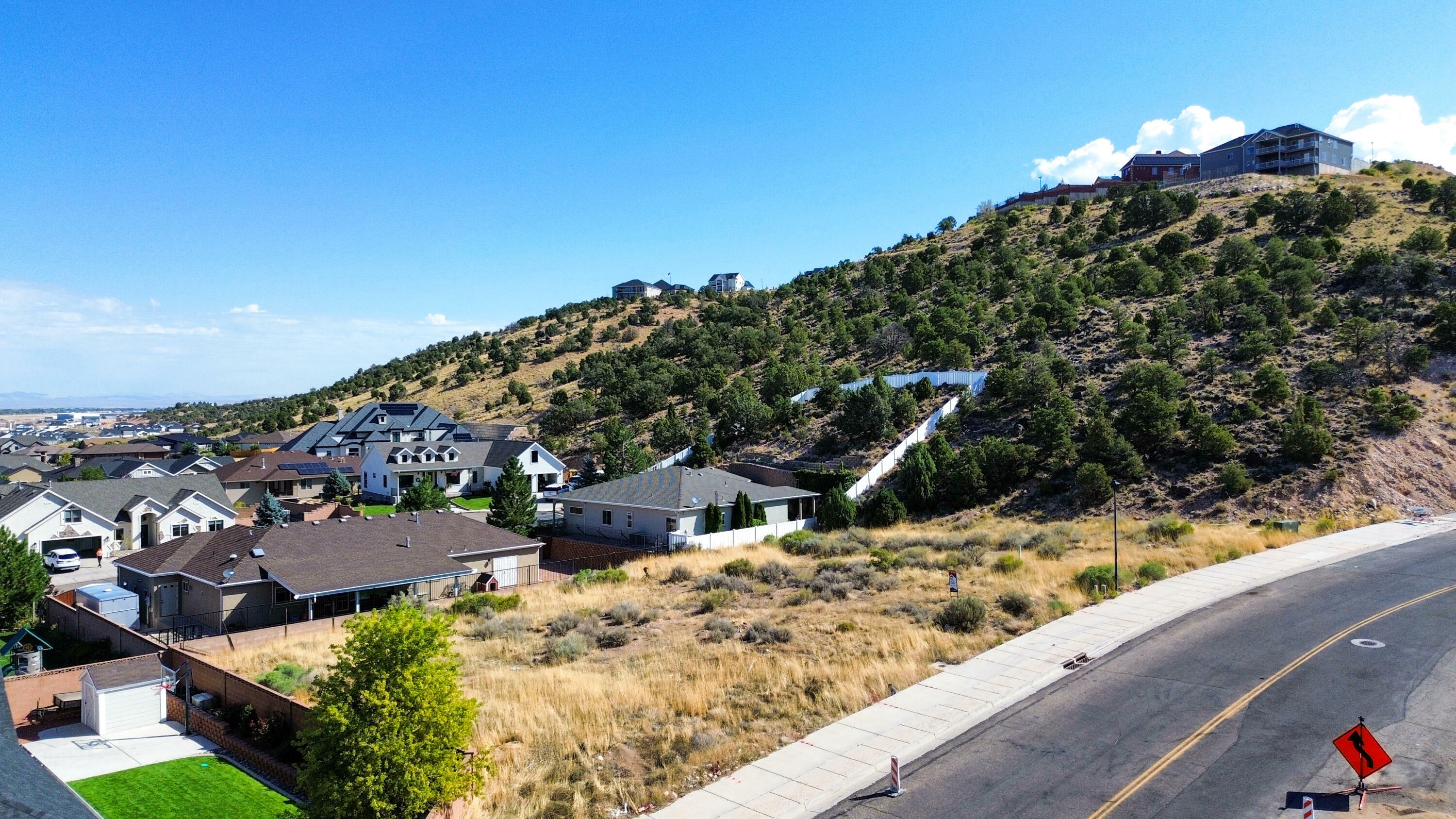 Property Photo:  2742, 2730 W Cody Dr  UT 84720 