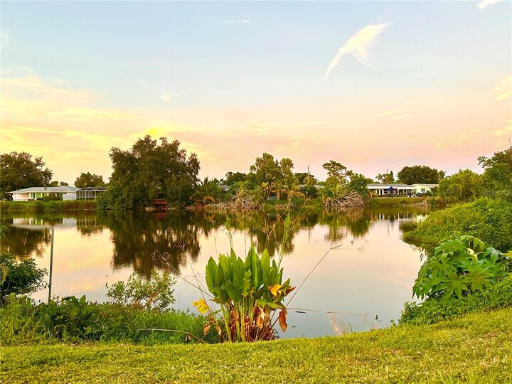 Property Photo:  461 Clover Road  FL 34293 