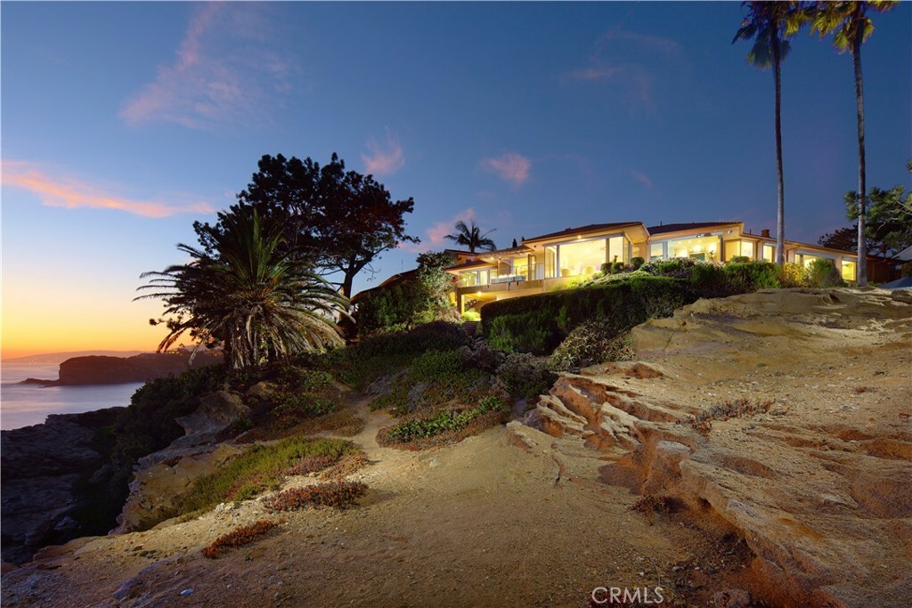 111 S La Senda Drive  Laguna Beach CA 92651 photo