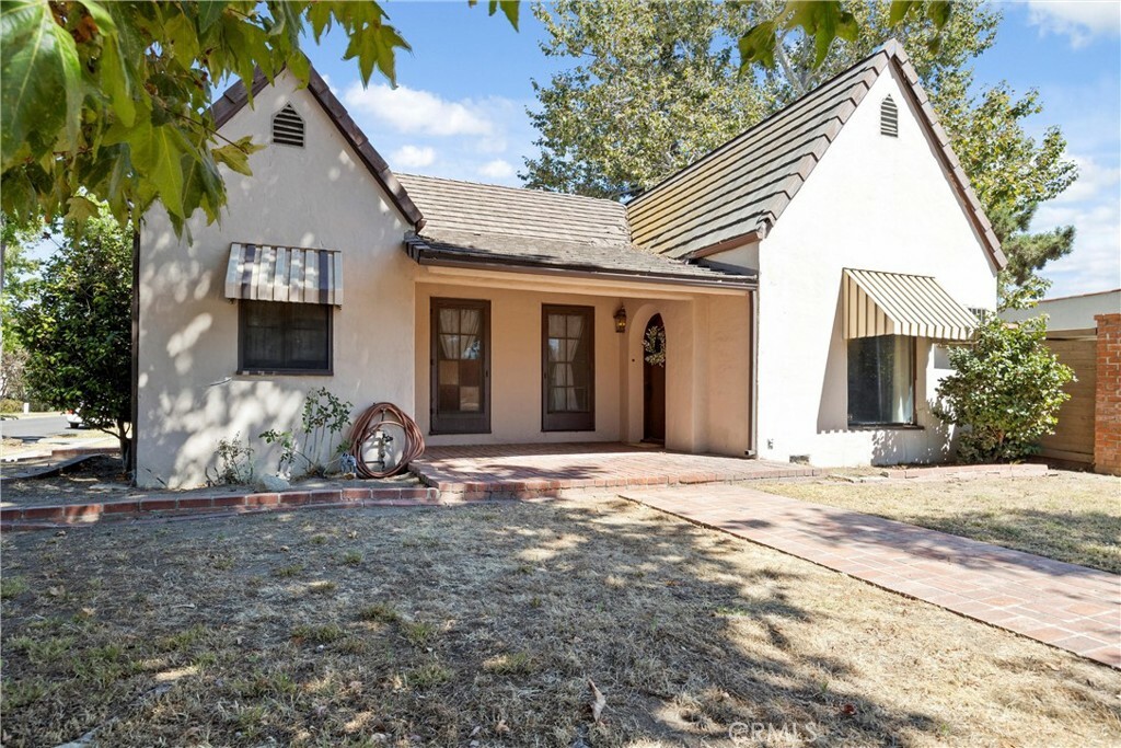 Property Photo:  1800 S Chapel Avenue  CA 91801 