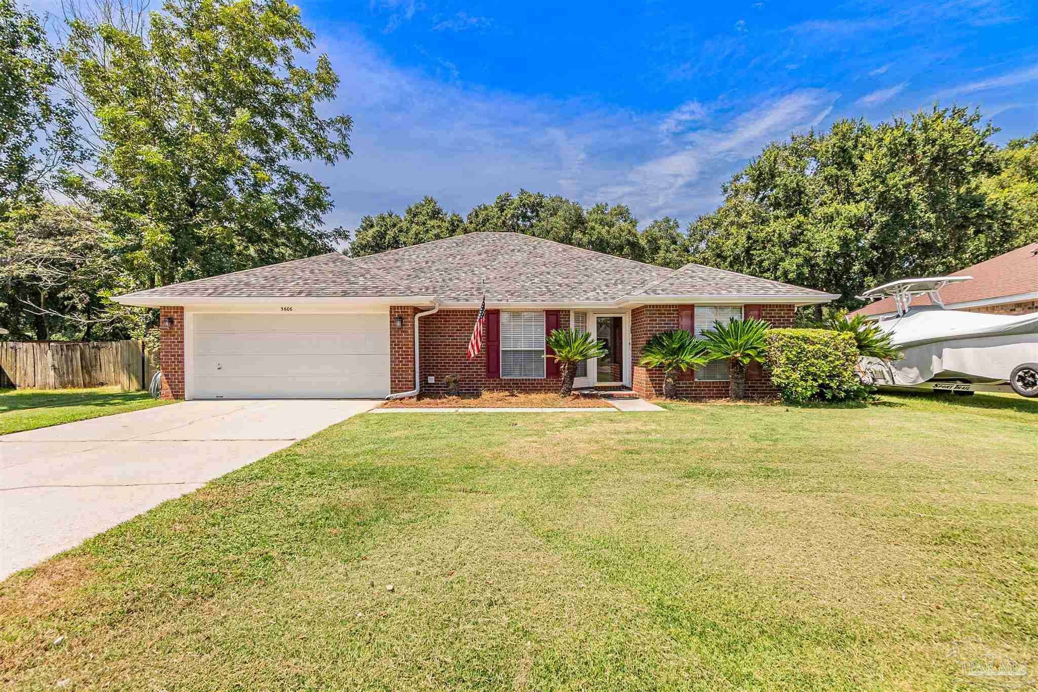 Property Photo:  5606 Berrybrook Cr  FL 32571 