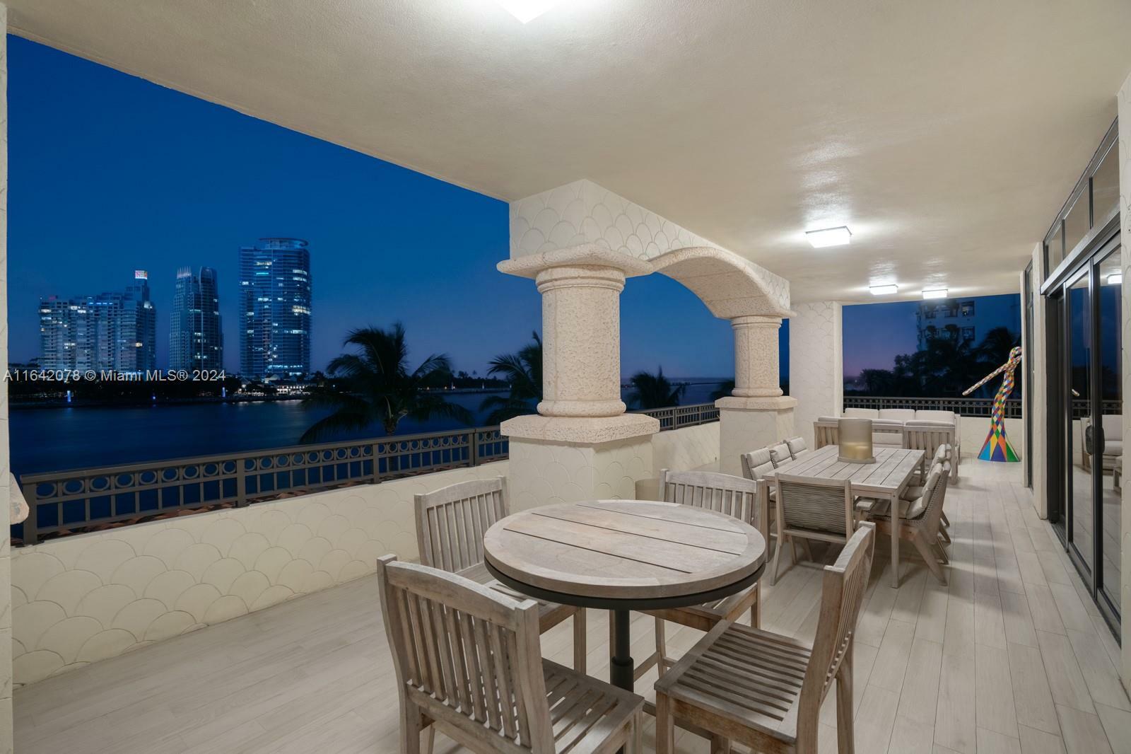 Property Photo:  7034 Fisher Island Dr 7034  FL 33109 