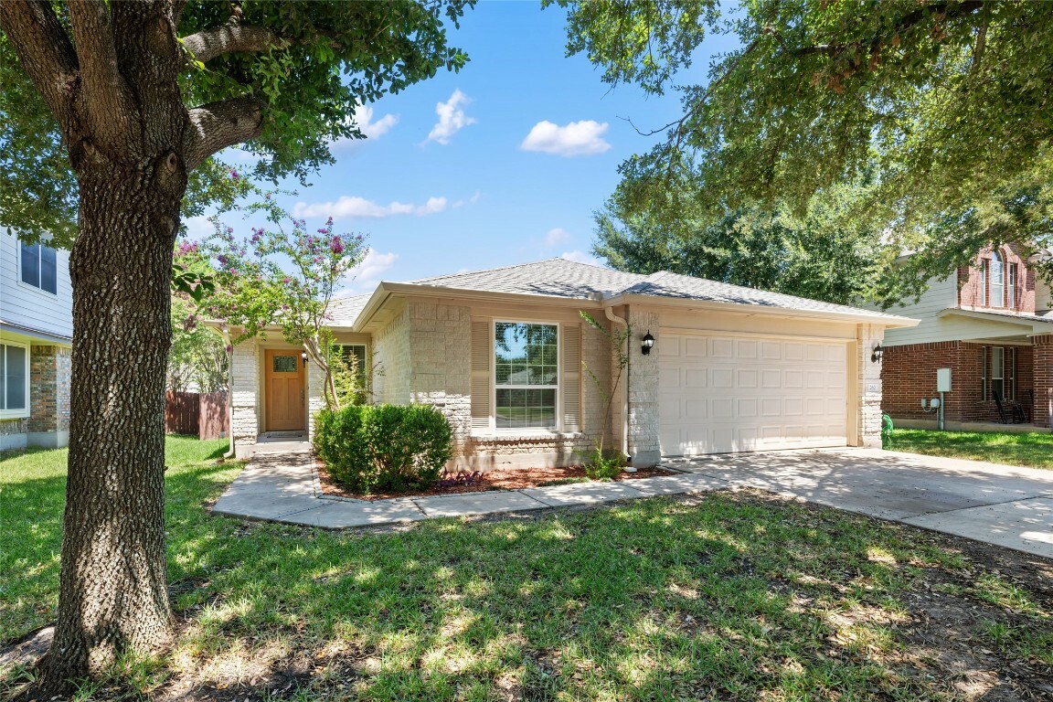 Property Photo:  260 Maribel Avenue  TX 78610 