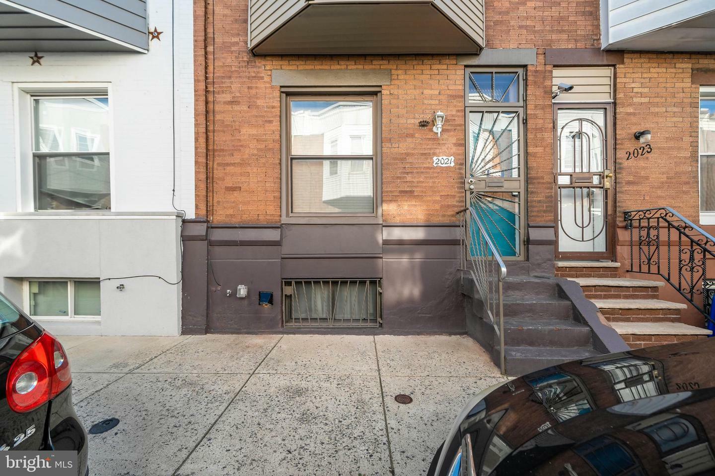 Property Photo:  2021 S Garnet Street  PA 19145 