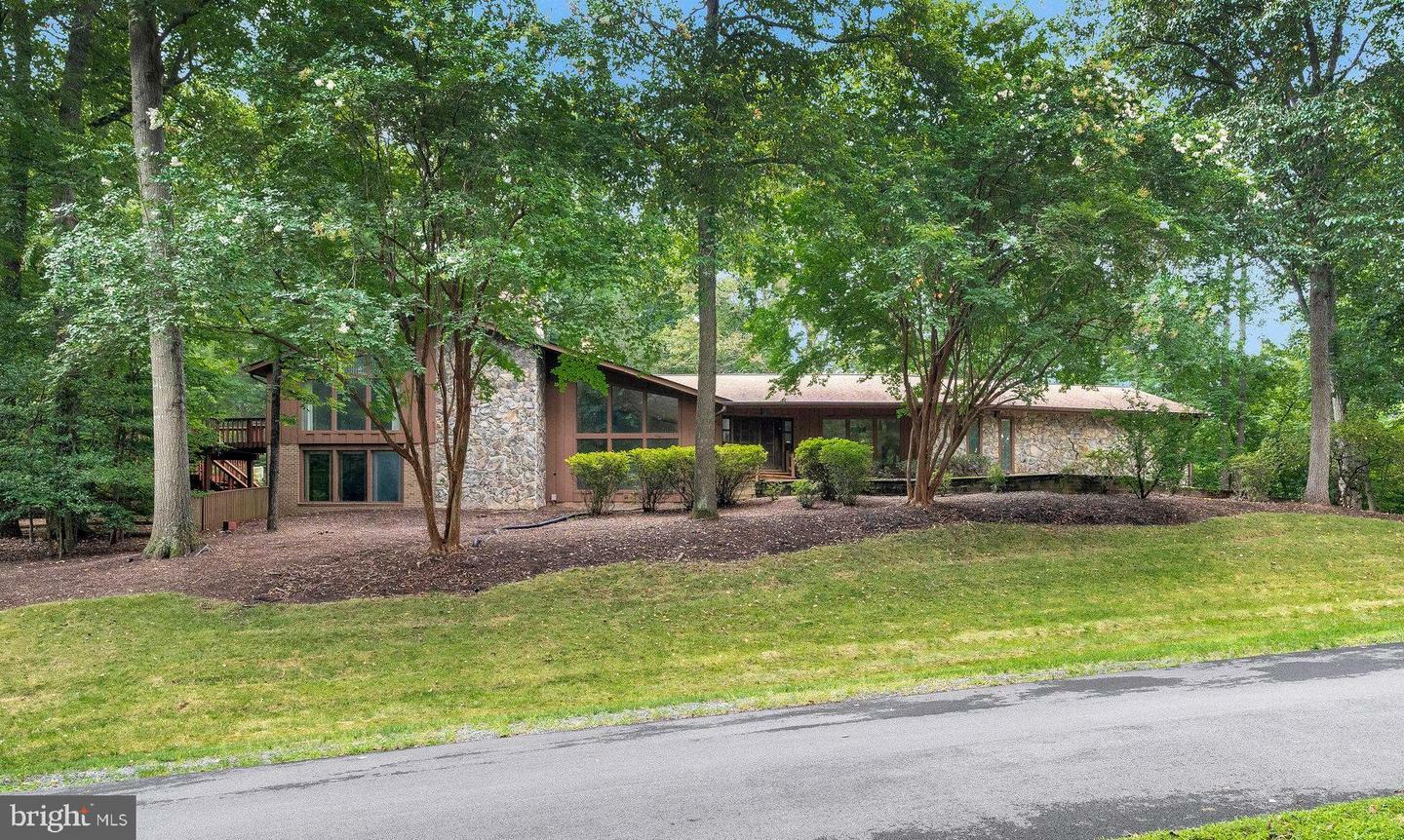 Property Photo: 2323 Sawdust Road VA 22181