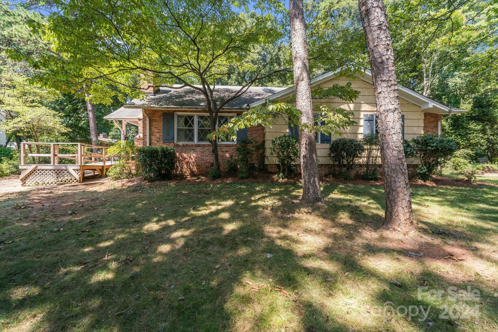 Property Photo:  3810 Annlin Avenue  NC 28209 