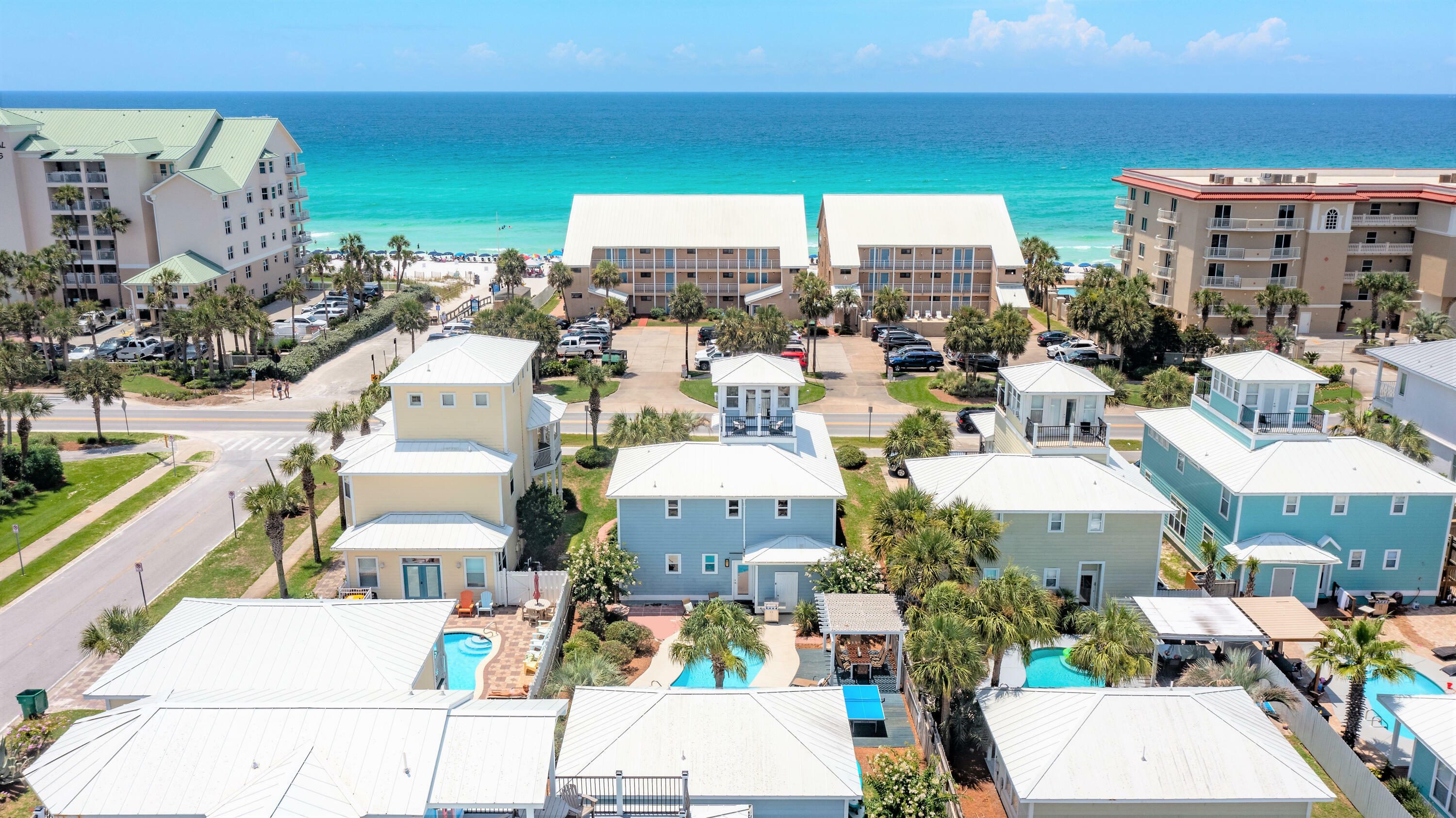 Property Photo: 2873 Scenic Highway 98 FL 32541