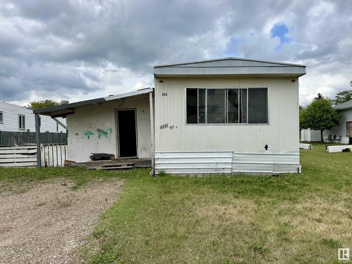 Property Photo:  4205 47 Avenue  AB T9N 1L5 