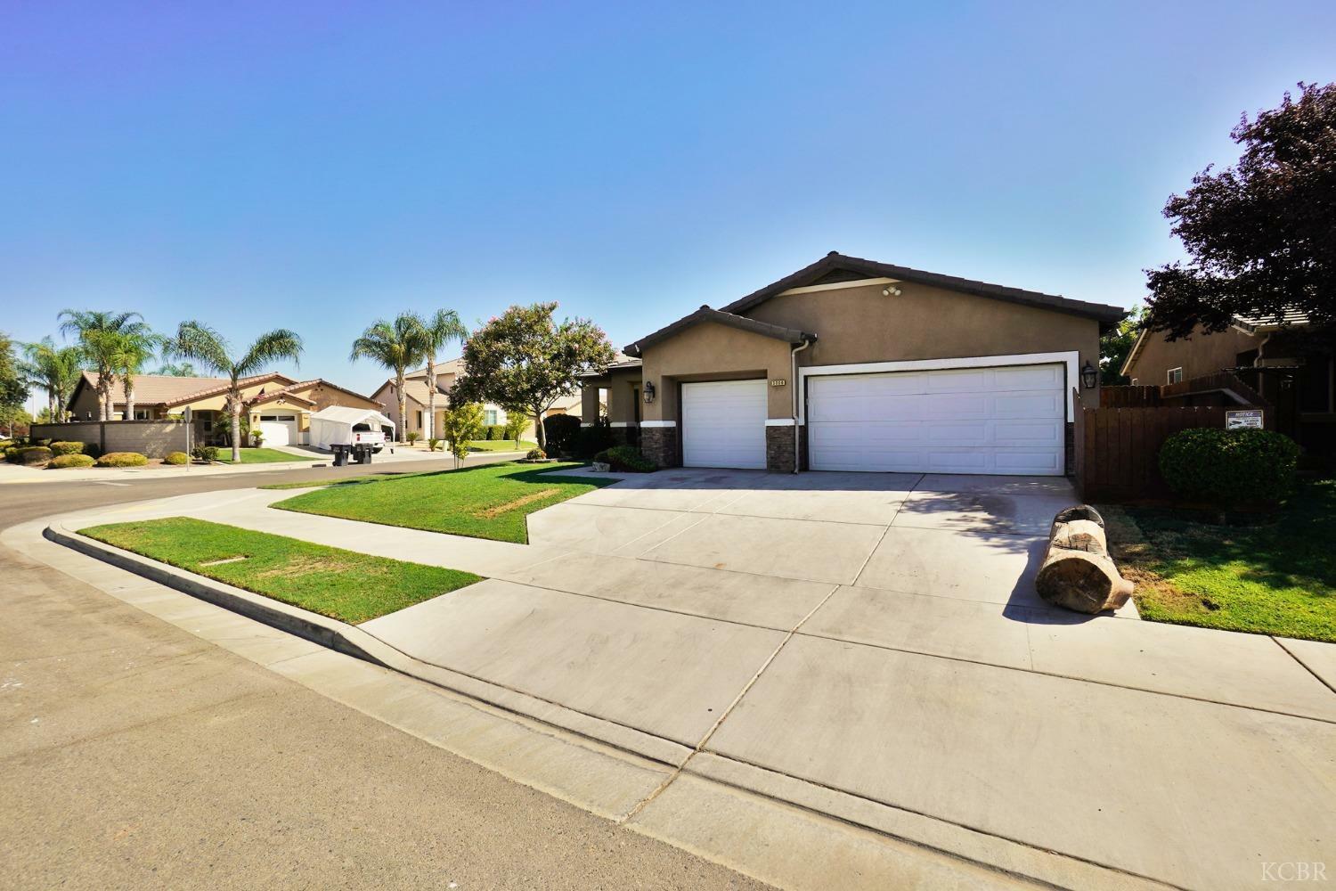 3000 SE Sunnyside Court SE  Visalia CA 93292 photo