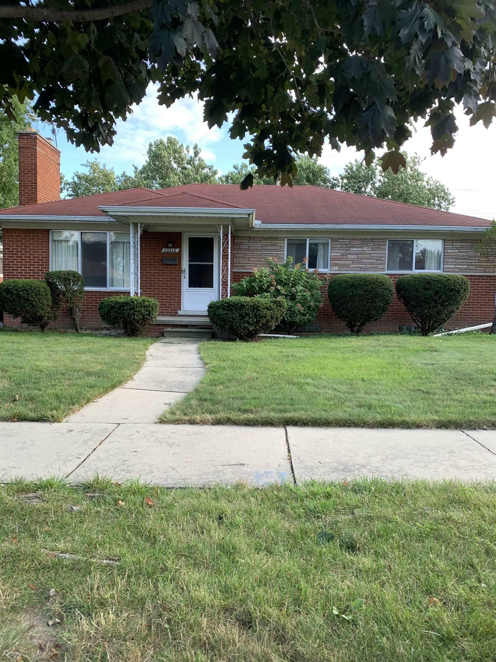 Property Photo:  22512 Barton Street  MI 48081 