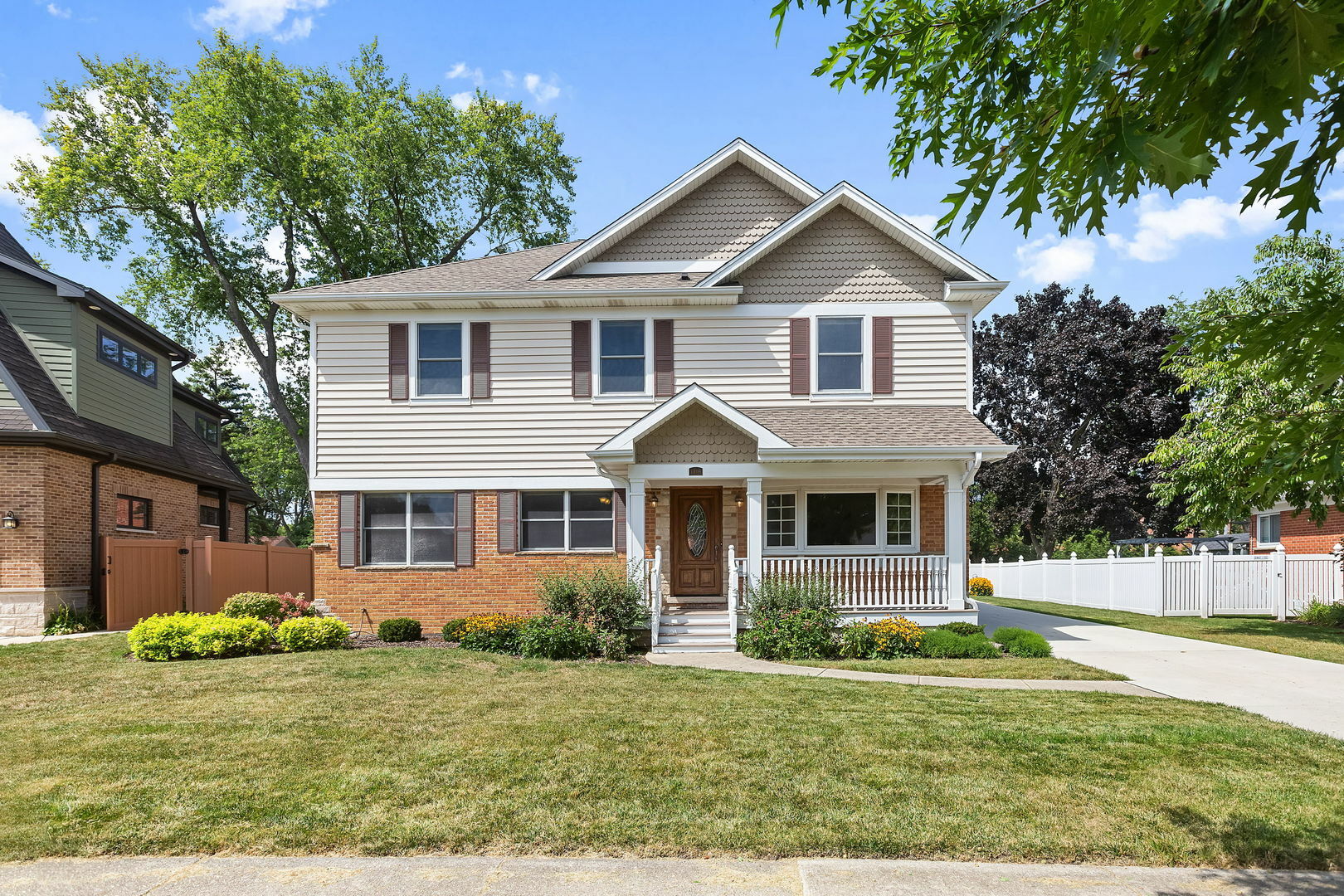 Property Photo:  1816 Bonita Avenue  IL 60056 