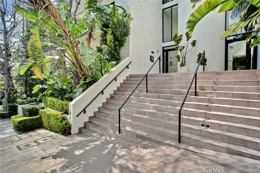 1201 Larrabee Street 107  West Hollywood CA 90069 photo