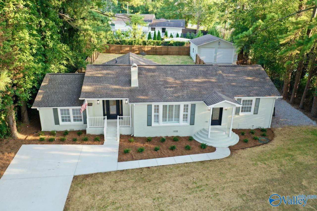 Property Photo:  1014 Big Cove Road SE  AL 35801 