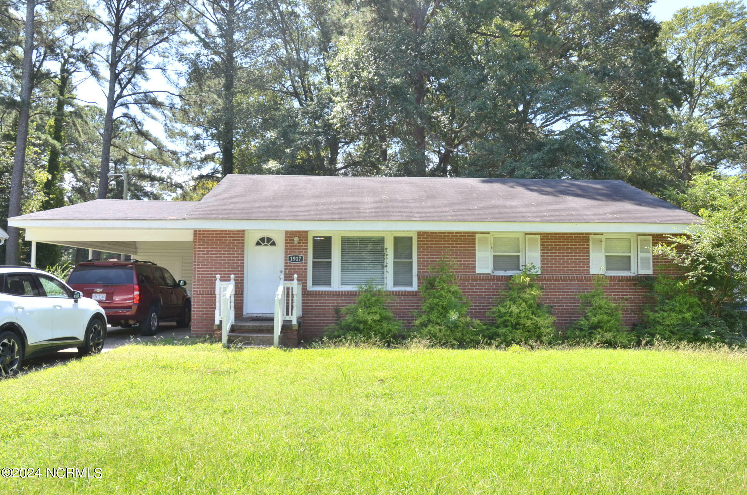 Property Photo:  1917 Beverly Road  NC 27801 