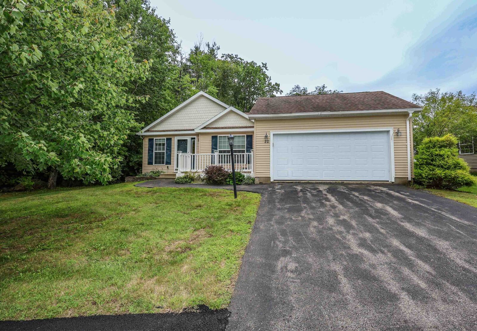 Property Photo:  22 Palmetto Lane  NH 03246 