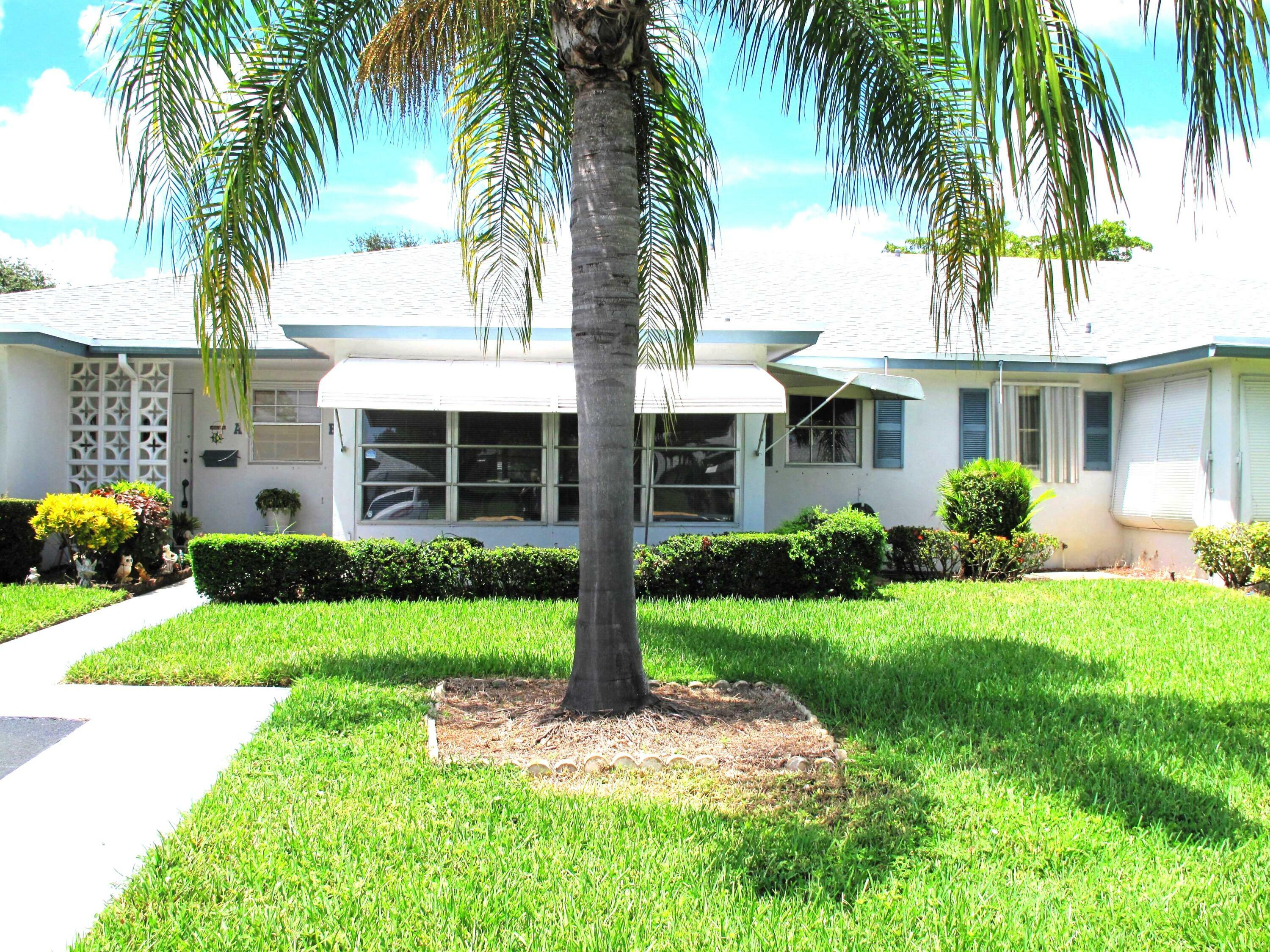 Property Photo:  1202 S Drive Circle B  FL 33445 